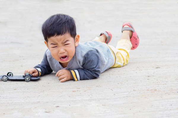 Dạy Trẻ "Đánh Chừa", Con Học Cách Đổ Lỗi Cho Hoàn Cảnh Dạy Trẻ "Đánh Chừa", Con Học Cách Đổ Lỗi Cho Hoàn Cảnh - TRƯỜNG MẦM NON VOI CON