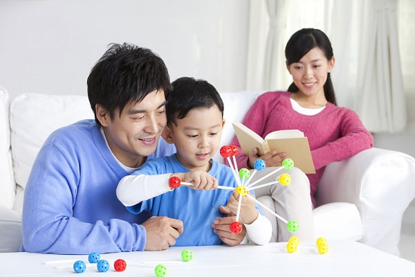 Cùng Nhau Vận Động, Tập Thể Dục Sẽ Giúp Gắn Kết Gia Đình Như Thế Nào? Cùng Nhau Vận Động, Tập Thể Dục Sẽ Giúp Gắn Kết Gia Đình Như Thế Nào? - TRƯỜNG MẦM NON VOI CON