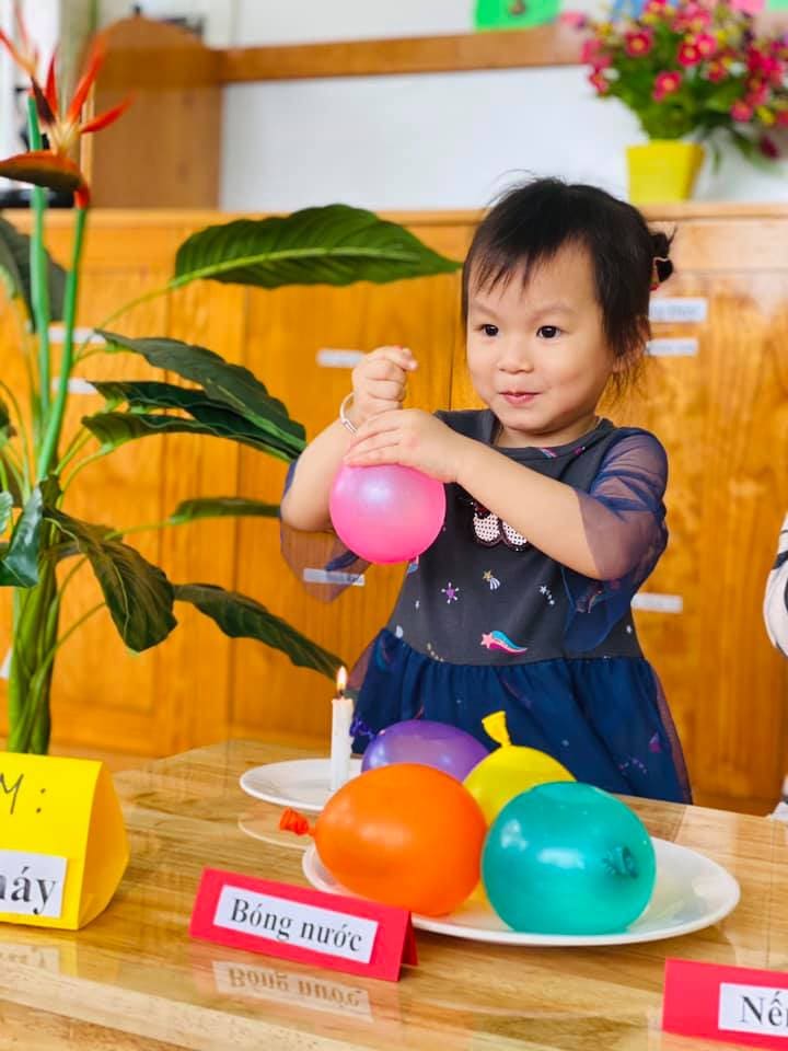 Thí Nghiệm: Bóng Bay Không Cháy Khi Đốt - TRƯỜNG MẦM NON VOI CON