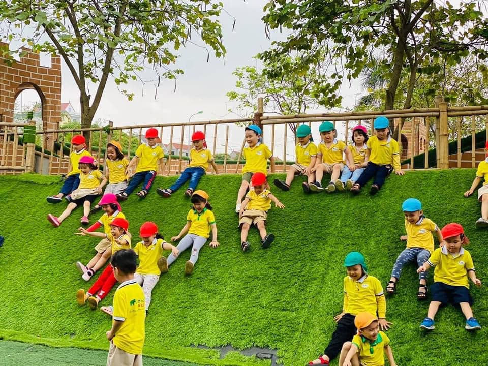 Một Ngày Trải Nghiệm Của Chúng Con Tại làng Thể Thao Erahouse - TRƯỜNG MẦM NON VOI CON