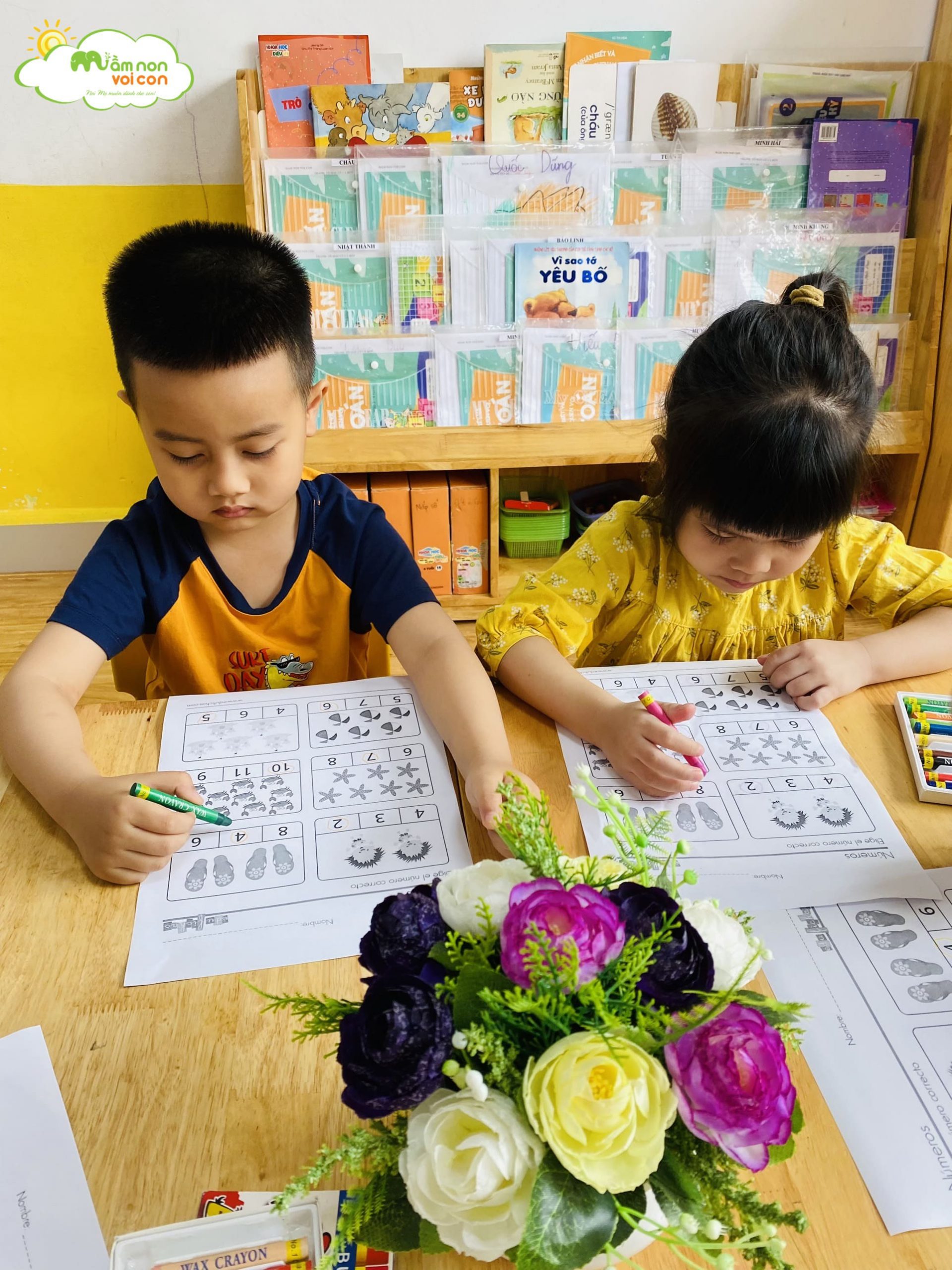 HOẠT ĐỘNG LÀM QUEN VỚI TOÁN LỚP #E5 - TRƯỜNG MẦM NON VOI CON