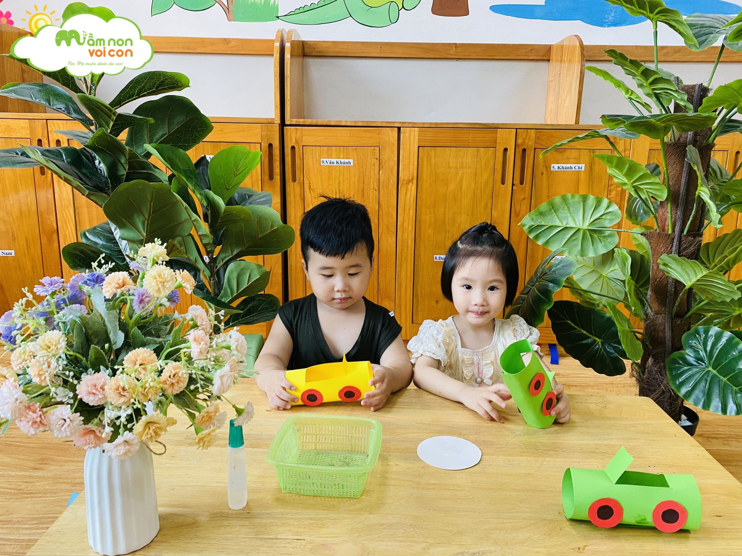 Giờ Học Bé Thiết Kế Ôtô - TRƯỜNG MẦM NON VOI CON