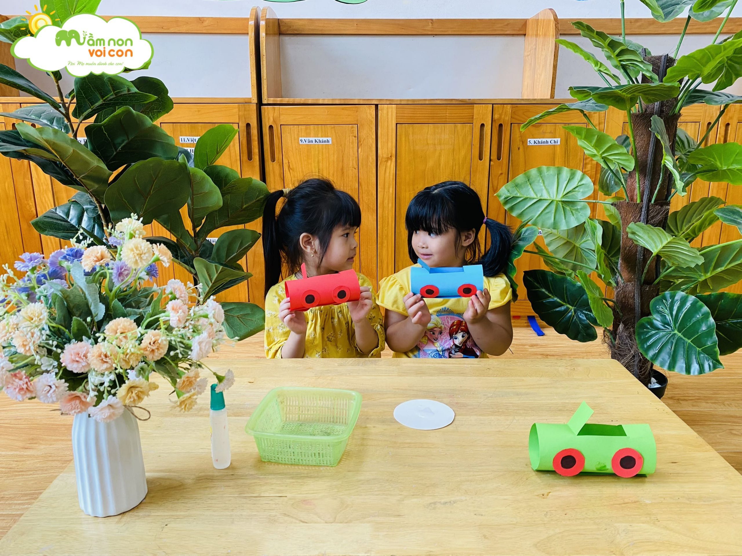 Giờ Học Bé Thiết Kế Ôtô - TRƯỜNG MẦM NON VOI CON