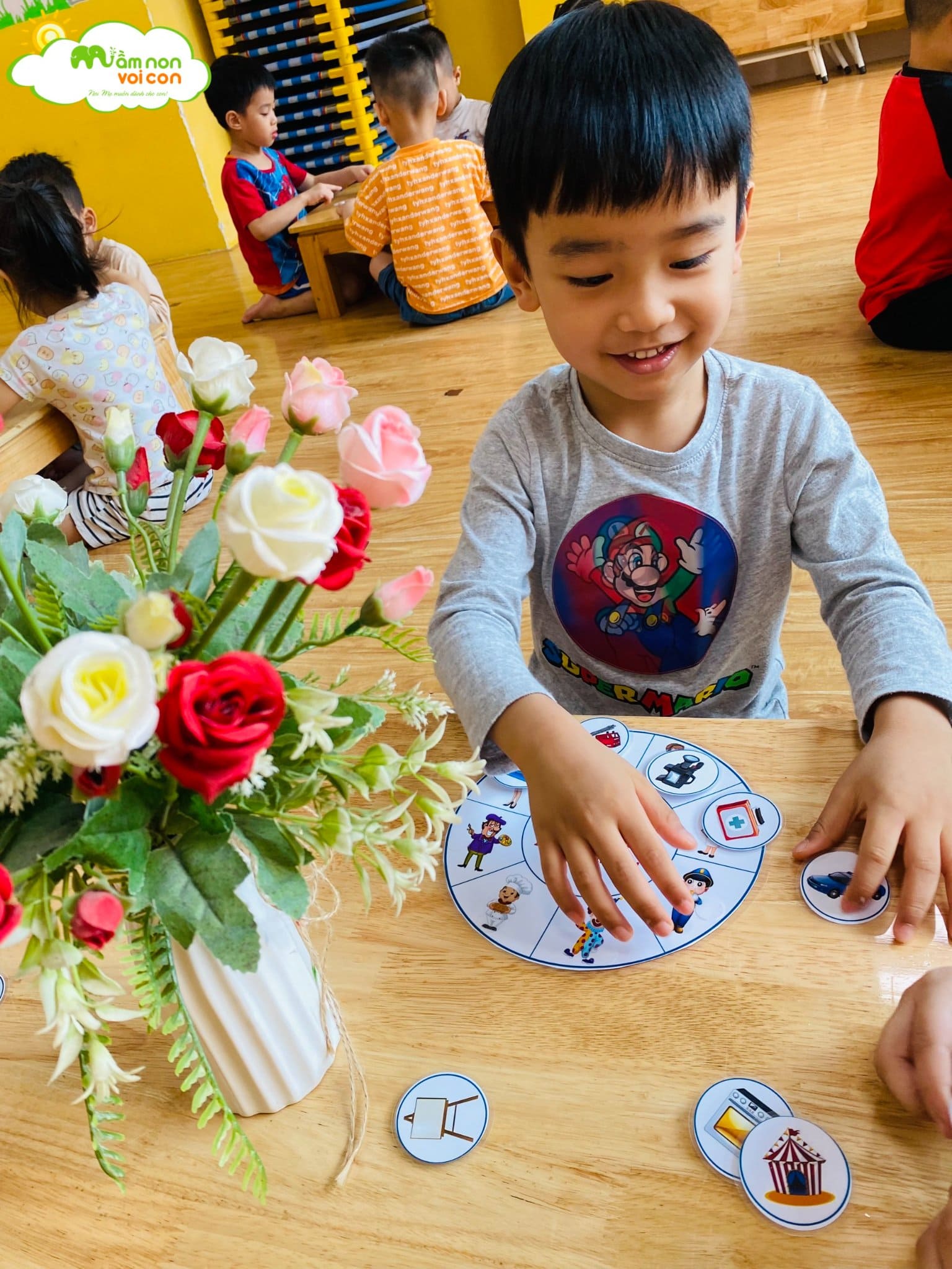 Tìm Hình Với Bóng Phù Hợp Lớp E6 - TRƯỜNG MẦM NON VOI CON