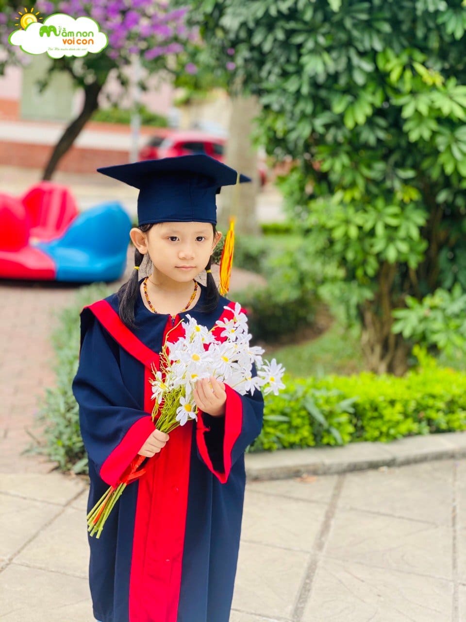 Ảnh Kỷ Yếu Kỉ Niệm Ngày Ra Trường - TRƯỜNG MẦM NON VOI CON