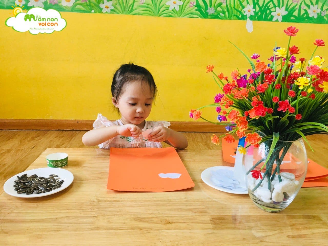 Tạo Hình Sáng Tạo: Hạt Mưa - TRƯỜNG MẦM NON VOI CON