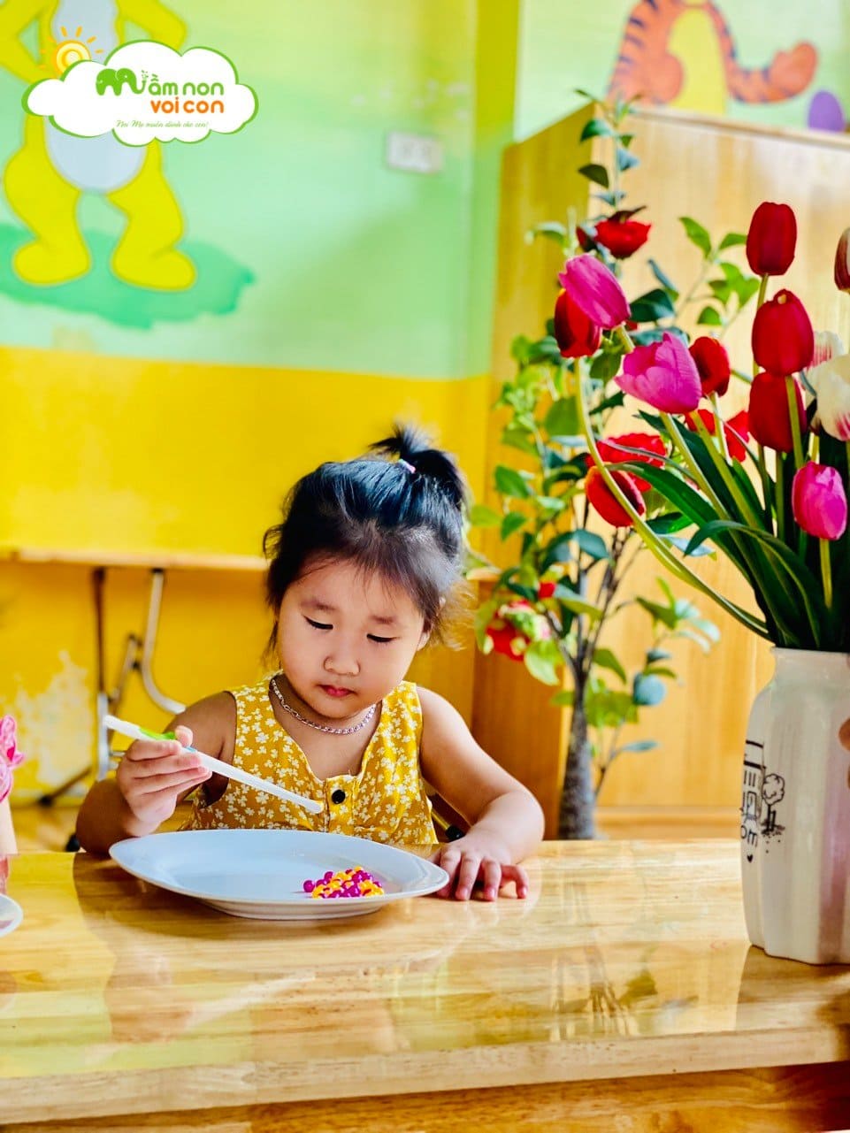 Kỹ Năng Cầm Đũa - TRƯỜNG MẦM NON VOI CON