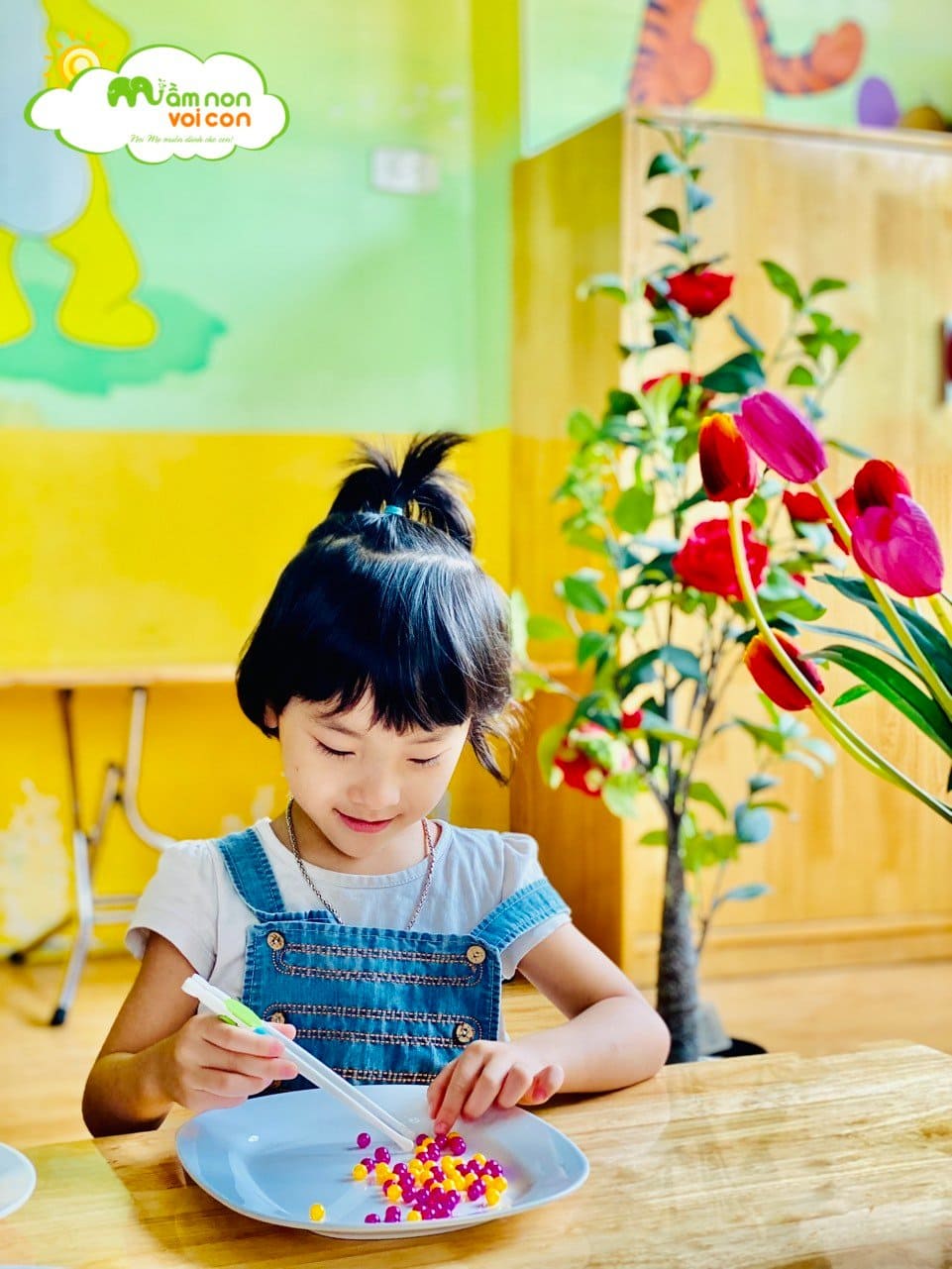 Kỹ Năng Cầm Đũa - TRƯỜNG MẦM NON VOI CON
