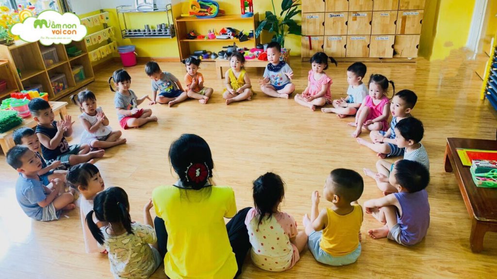 Giờ Hoạt Động Góc Lớp E2 - TRƯỜNG MẦM NON VOI CON