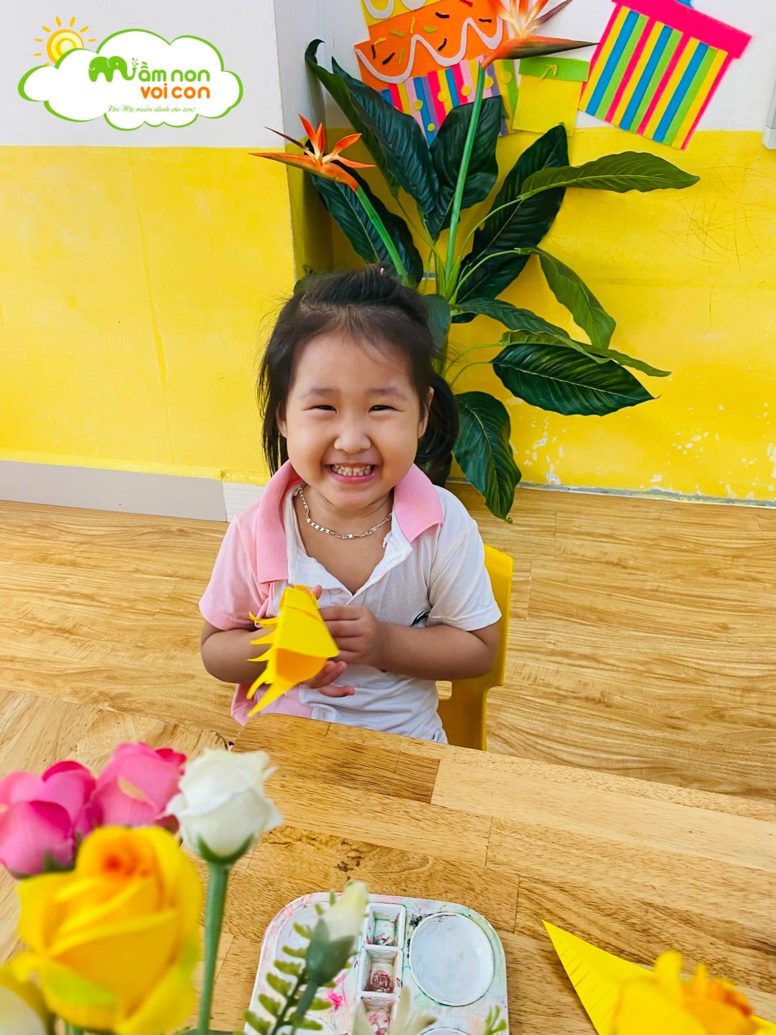 Bé Làm Con Tôm - TRƯỜNG MẦM NON VOI CON