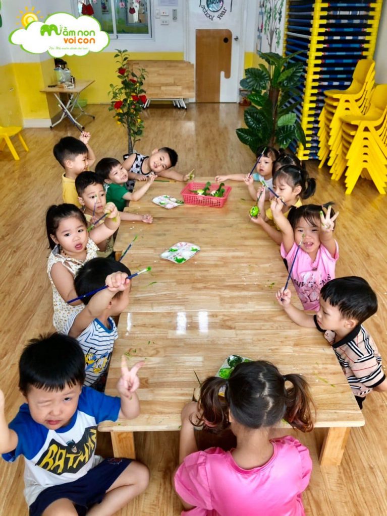 Góc Sáng Tạo Làm Đồ Chơi Từ Vỏ Trứng - TRƯỜNG MẦM NON VOI CON