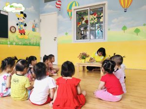 Tạo Hình Từ Màu Nước Và Tăm Bông - TRƯỜNG MẦM NON VOI CON