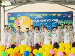 Vui Tết Trung Thu - TRƯỜNG MẦM NON VOI CON