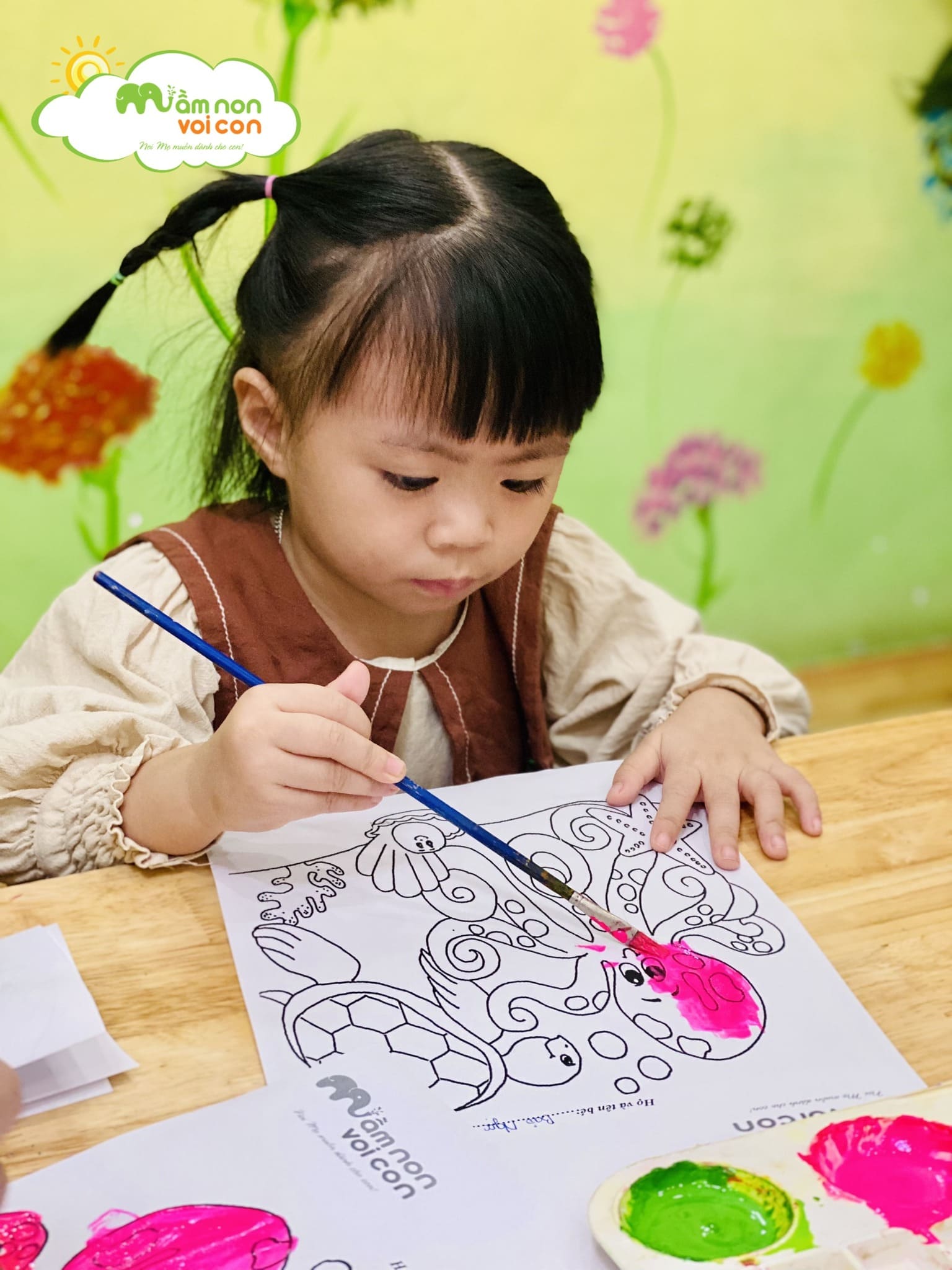 Lớp E3 Cùng Nhau tạo Hình Từ Màu Nước - TRƯỜNG MẦM NON VOI CON