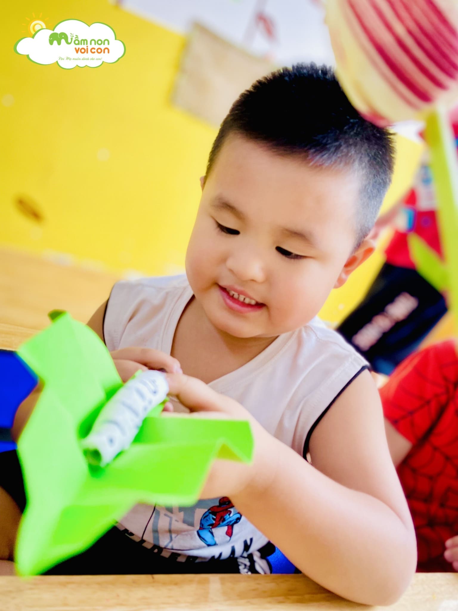 Những Chú Sâu Vui Vẻ - TRƯỜNG MẦM NON VOI CON