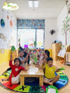 Những Chú Sâu Vui Vẻ - TRƯỜNG MẦM NON VOI CON