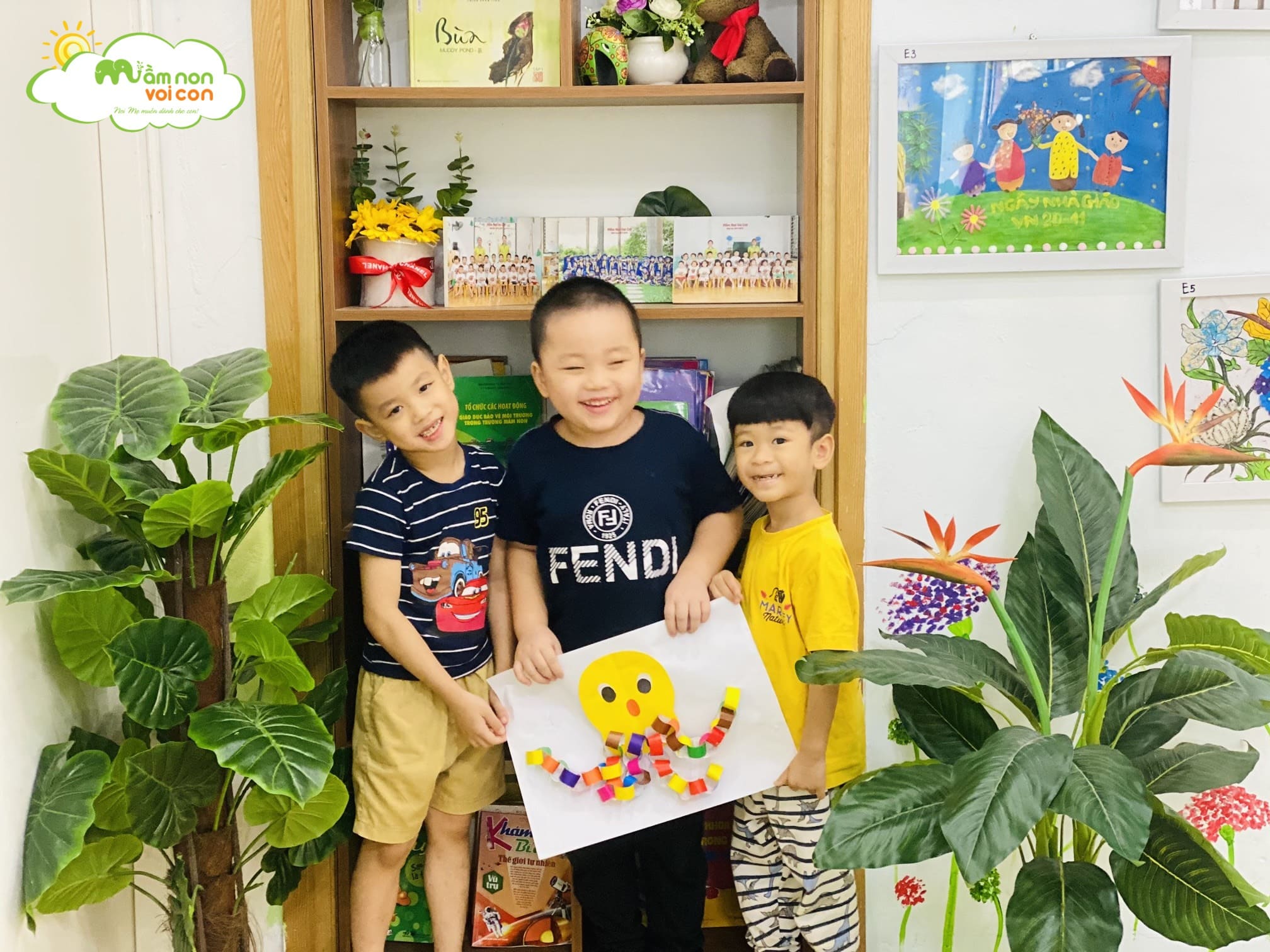 Lớp E6 Làm Con Bạch Tuộc Thật Sáng Tạo - TRƯỜNG MẦM NON VOI CON