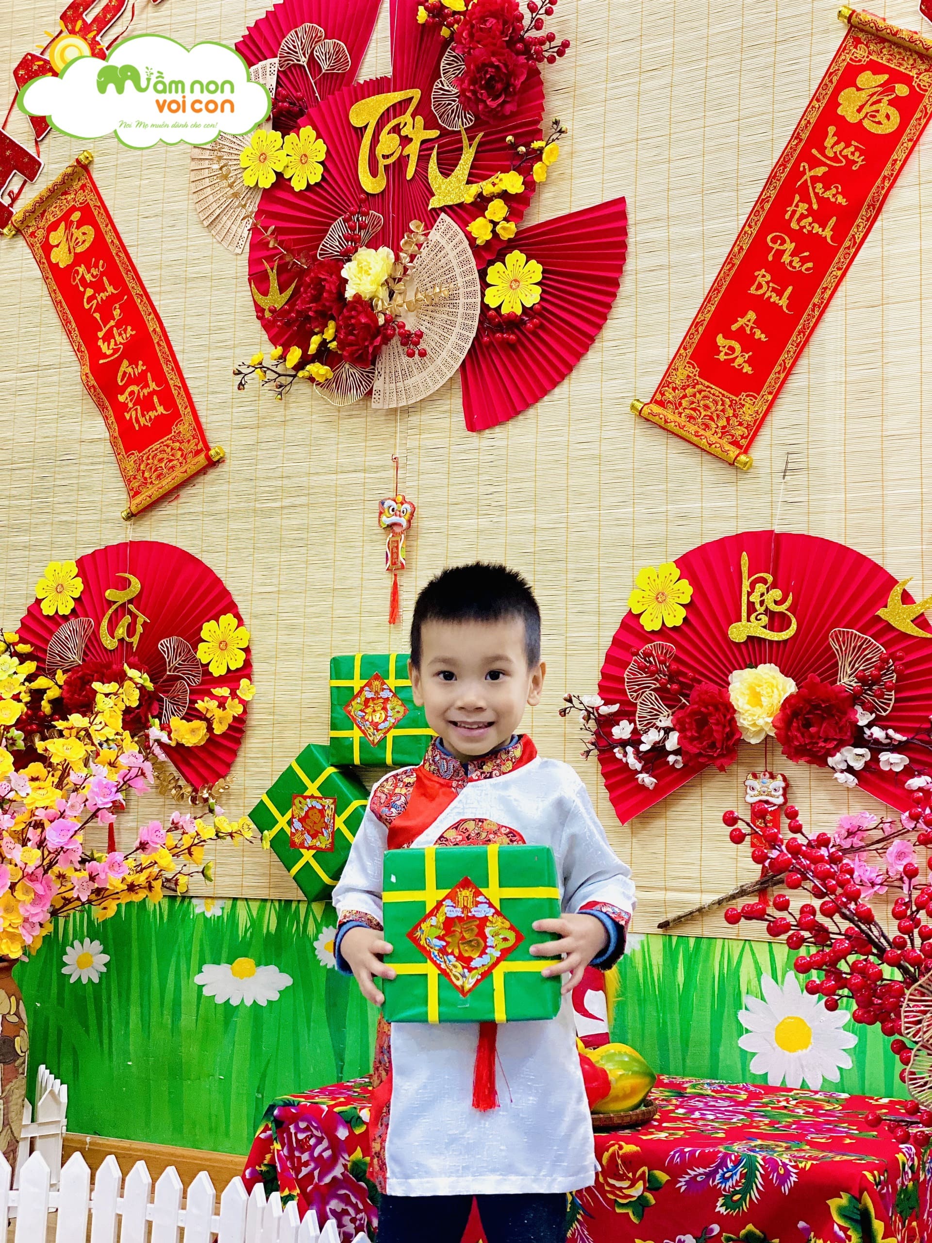 BÉ GÓI BÁNH CHƯNG NGÀY TẾT - TRƯỜNG MẦM NON VOI CON