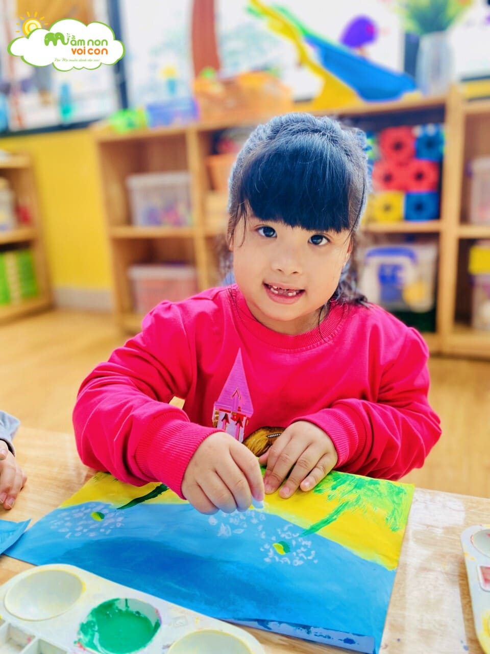 HOẠT ĐỘNG TẠO HÌNH: VẼ BỨC TRANH VỀ HOA MÙA XUÂN #LỚP_E7 - TRƯỜNG MẦM NON VOI CON