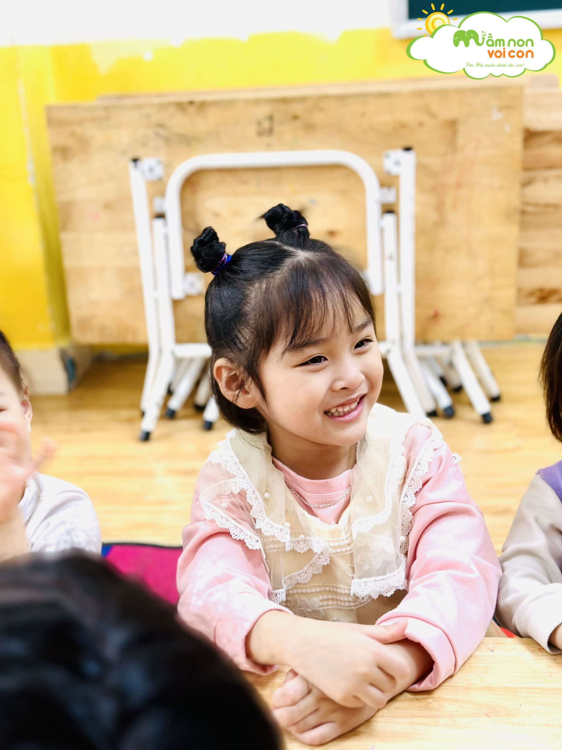 HOẠT ĐỘNG TẠO HÌNH: LÀM CON RÙA TỪ VỎ TRỨNG - TRƯỜNG MẦM NON VOI CON