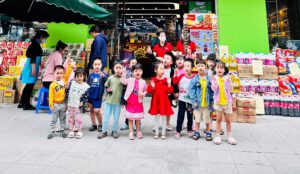 HOẠT ĐỘNG TRẢI NGHIỆM: BÉ ĐI SIÊU THỊ - TRƯỜNG MẦM NON VOI CON