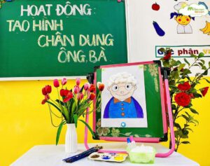 BÉ VẼ CHÂN DUNG ÔNG BÀ - TRƯỜNG MẦM NON VOI CON