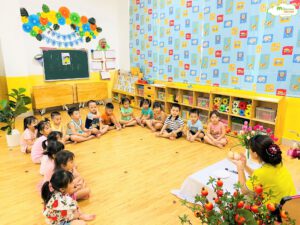 KHÁM PHÁ VỀ NHIỆT ĐỘ VỚI THÍ NGHIỆM VUI CÙNG CÁC BẠN NHỎ LỚP E6 - TRƯỜNG MẦM NON VOI CON