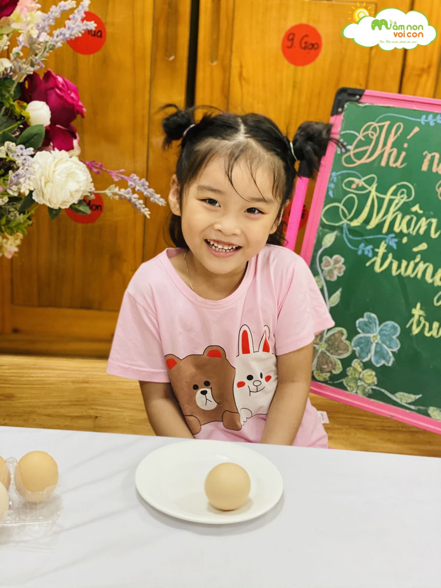 KHÁM PHÁ VỀ NHIỆT ĐỘ VỚI THÍ NGHIỆM VUI CÙNG CÁC BẠN NHỎ LỚP E6 - TRƯỜNG MẦM NON VOI CON