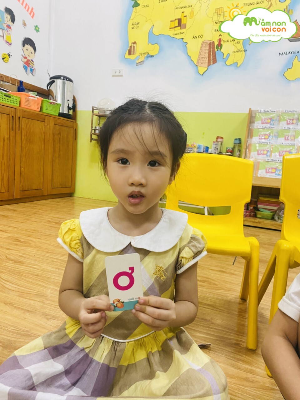 HOẠT ĐỘNG HỌC: LÀM QUEN CHỮ CÁI “O-Ô-Ơ” - TRƯỜNG MẦM NON VOI CON