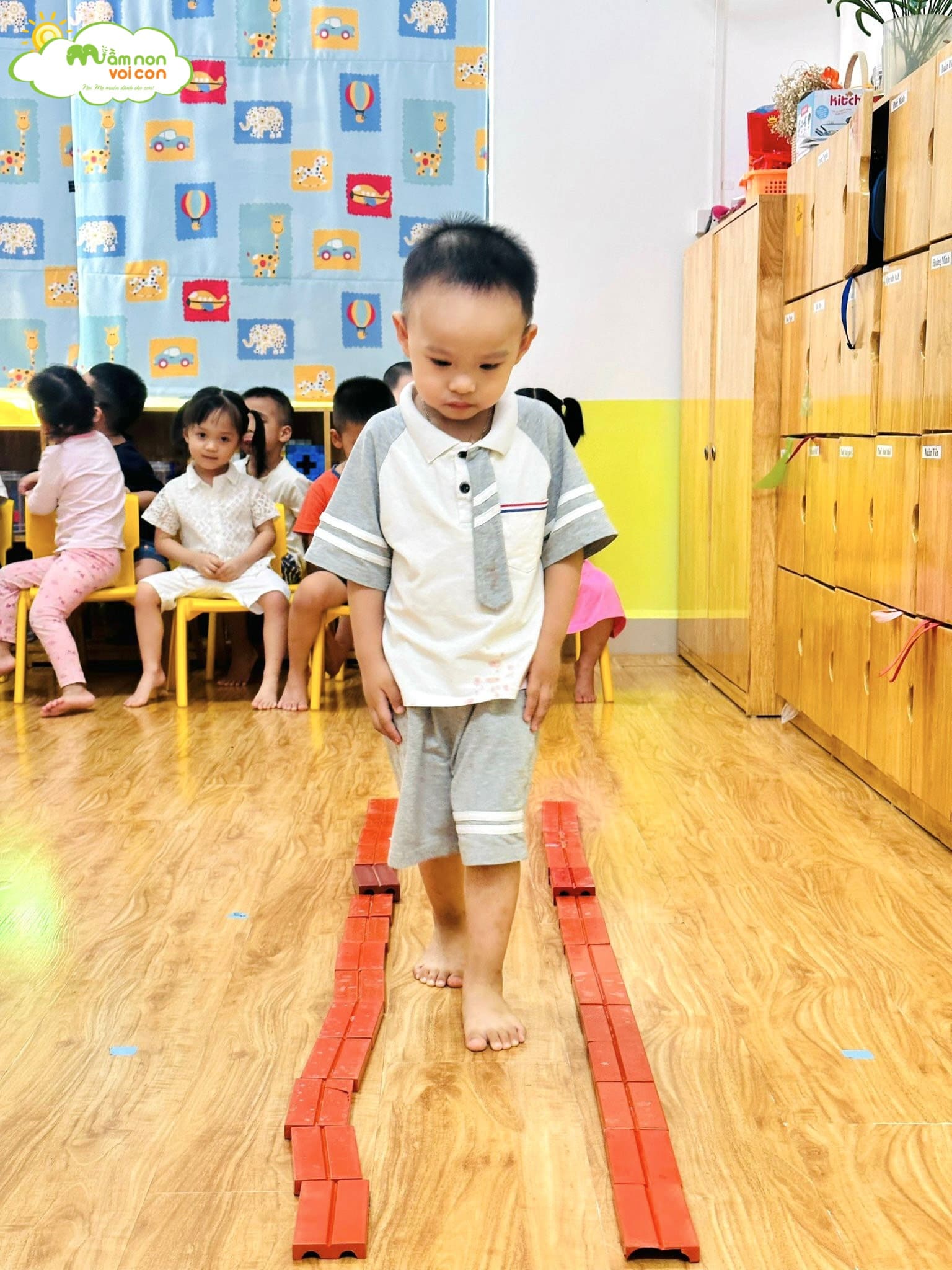 GIỜ HỌC THỂ CHẤT LỚP E5 - TRƯỜNG MẦM NON VOI CON