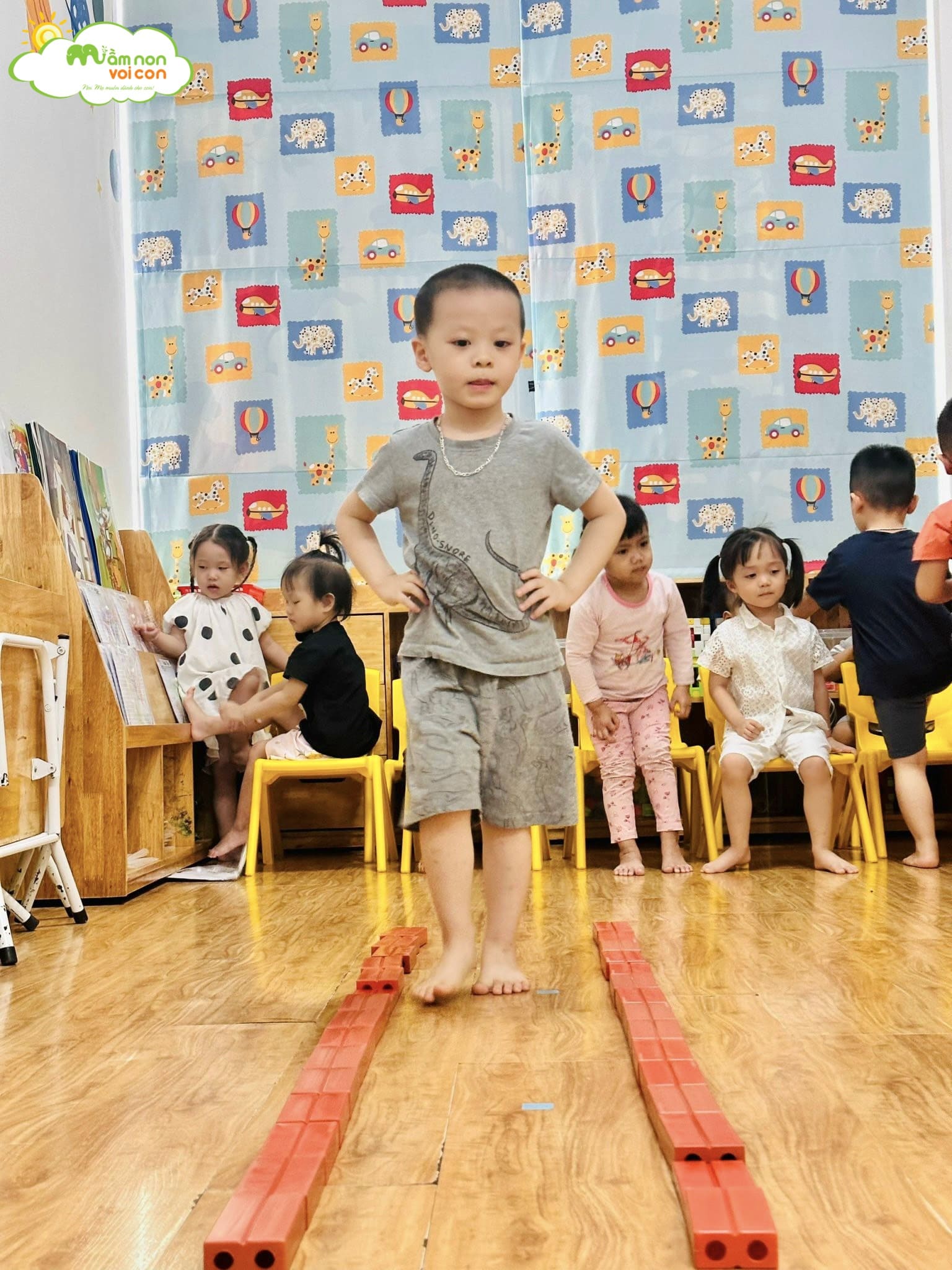 GIỜ HỌC THỂ CHẤT LỚP E5 - TRƯỜNG MẦM NON VOI CON