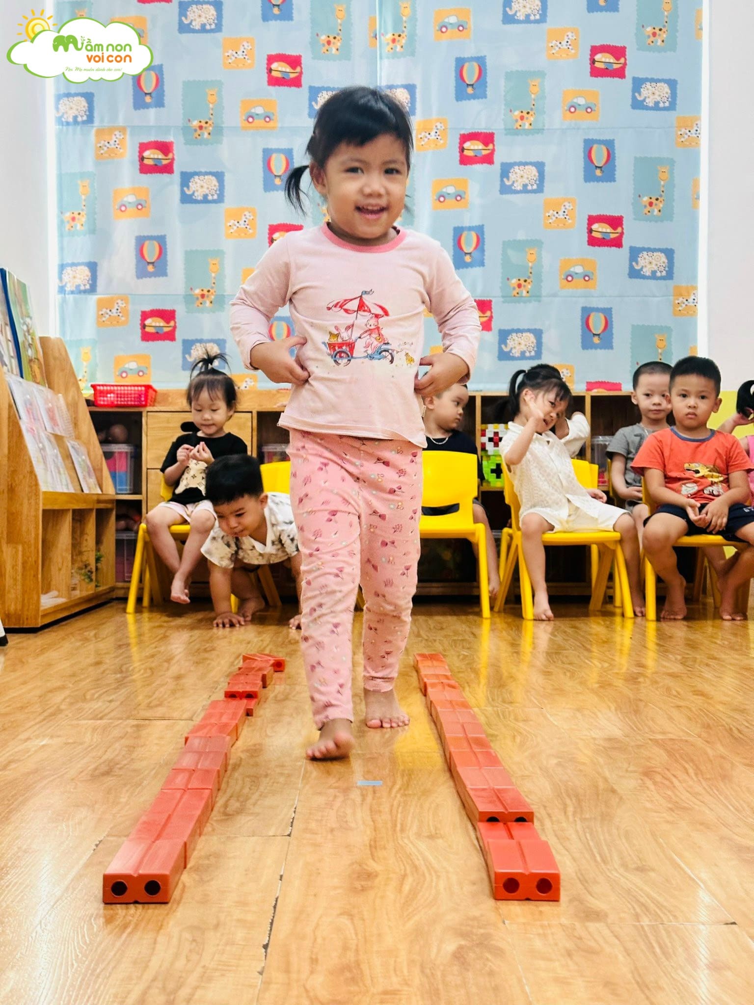 GIỜ HỌC THỂ CHẤT LỚP E5 - TRƯỜNG MẦM NON VOI CON