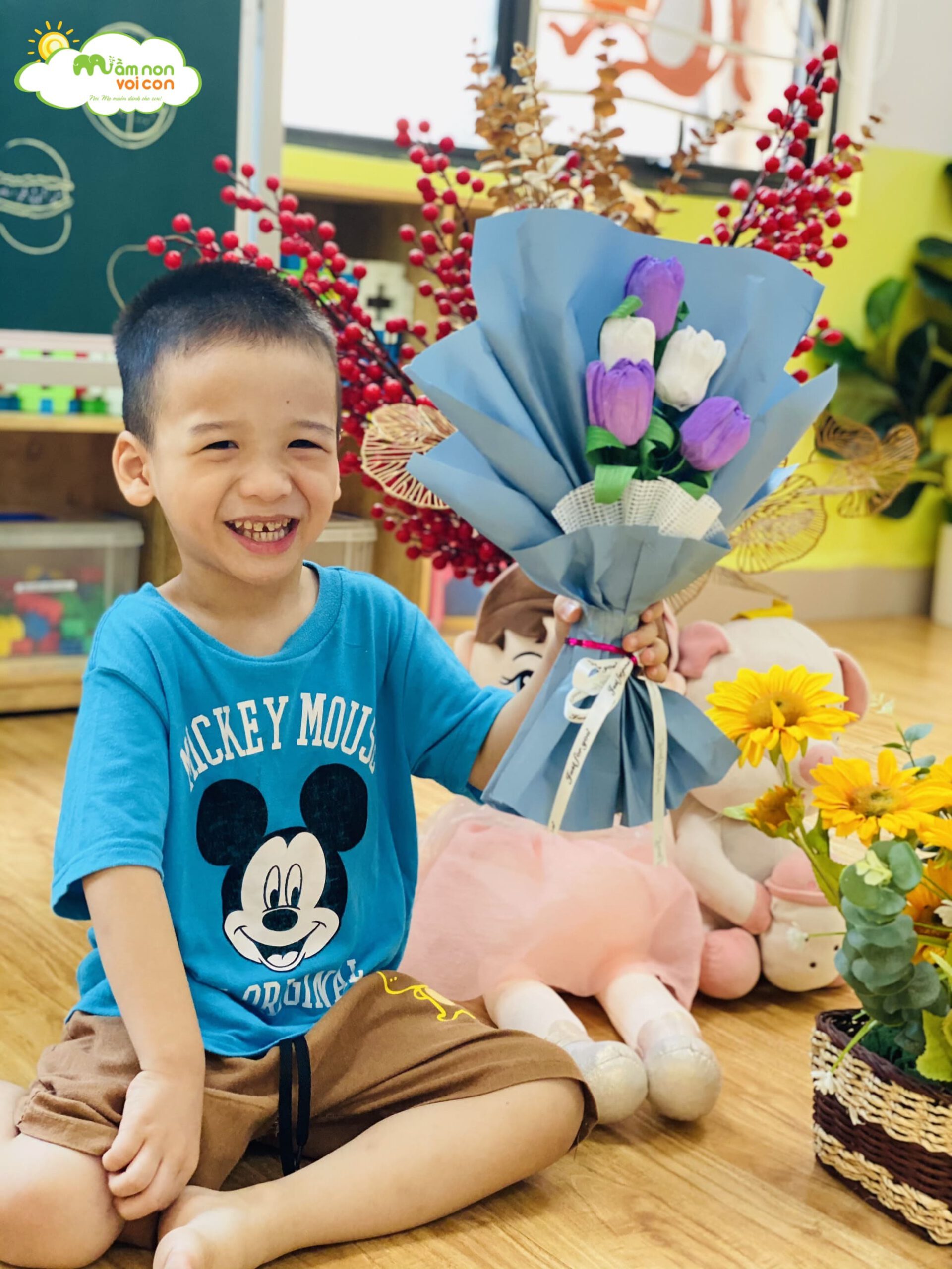 BÓ HOA TẶNG MẸ NGÀY 20/10 - TRƯỜNG MẦM NON VOI CON