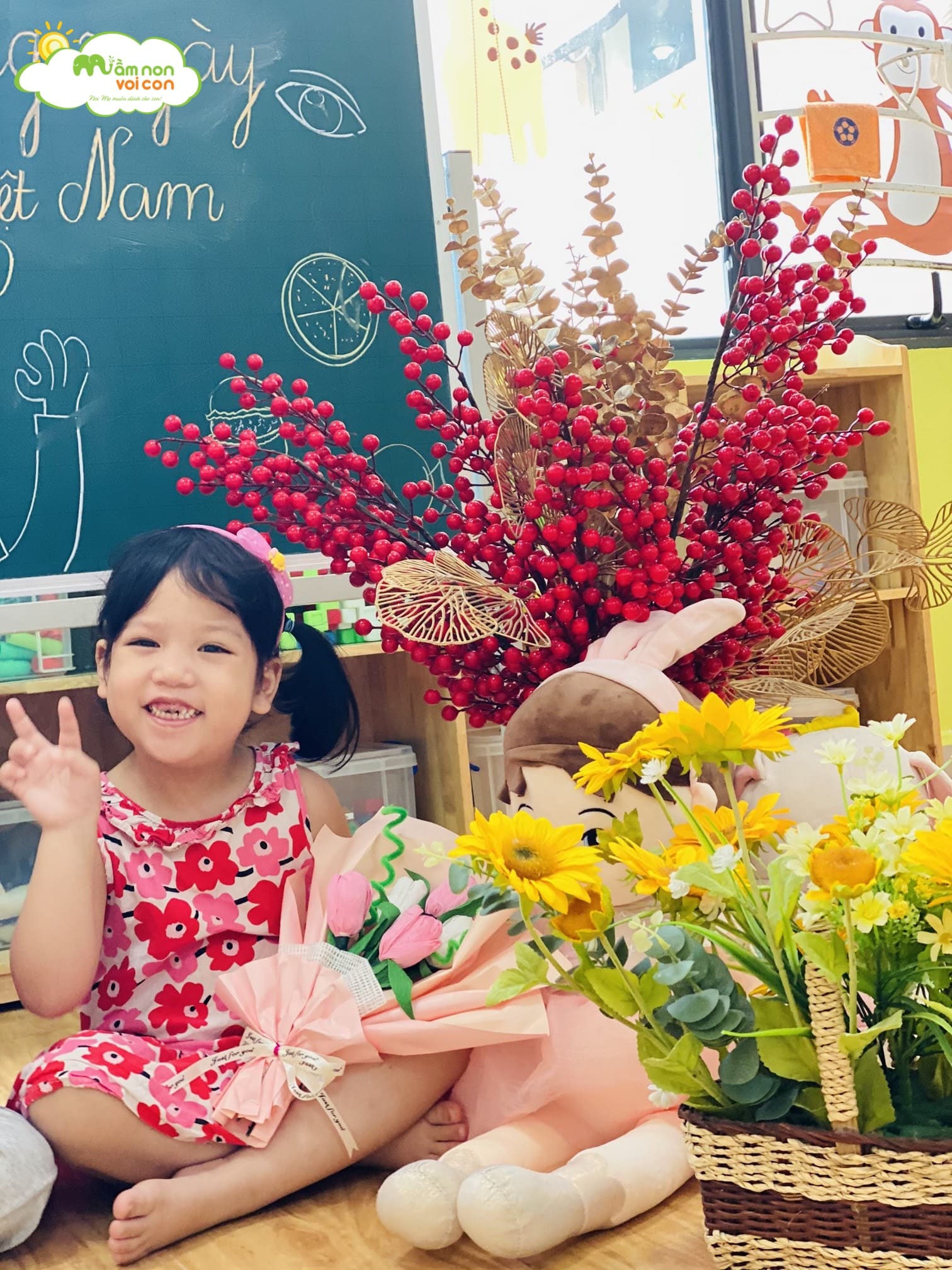 BÓ HOA TẶNG MẸ NGÀY 20/10 - TRƯỜNG MẦM NON VOI CON