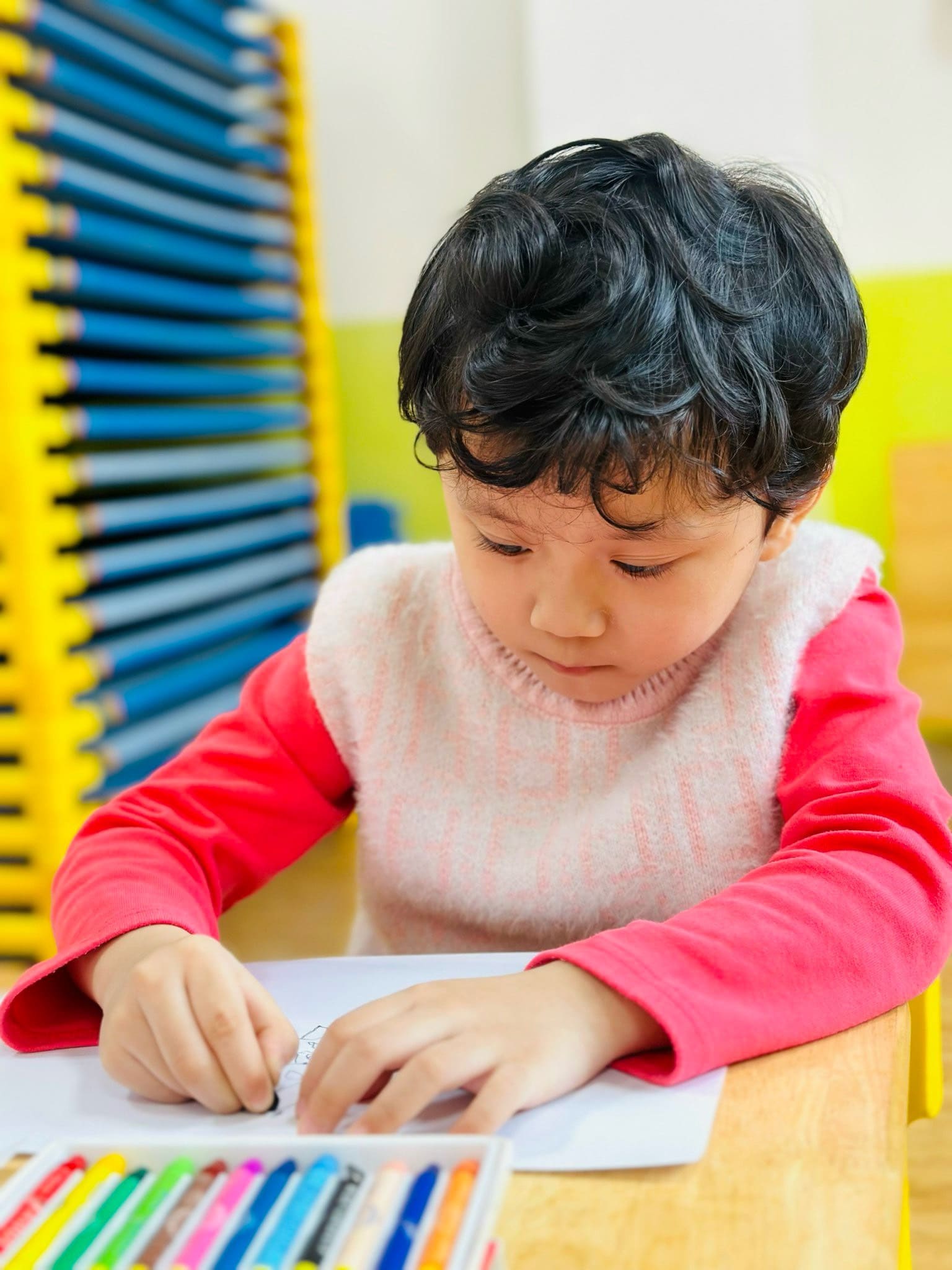 HOẠT ĐỘNG VẼ TRANH NOEL - LỚP E6 - TRƯỜNG MẦM NON VOI CON