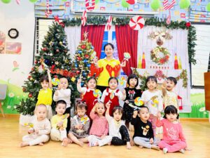 VUI ĐÓN GIÁNG SINH CÙNG CÁC BẠN NHỎ #E4 - TRƯỜNG MẦM NON VOI CON