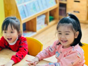 ÔN TẬP VÀ LÀM QUEN CHỮ CÁI - TRƯỜNG MẦM NON VOI CON