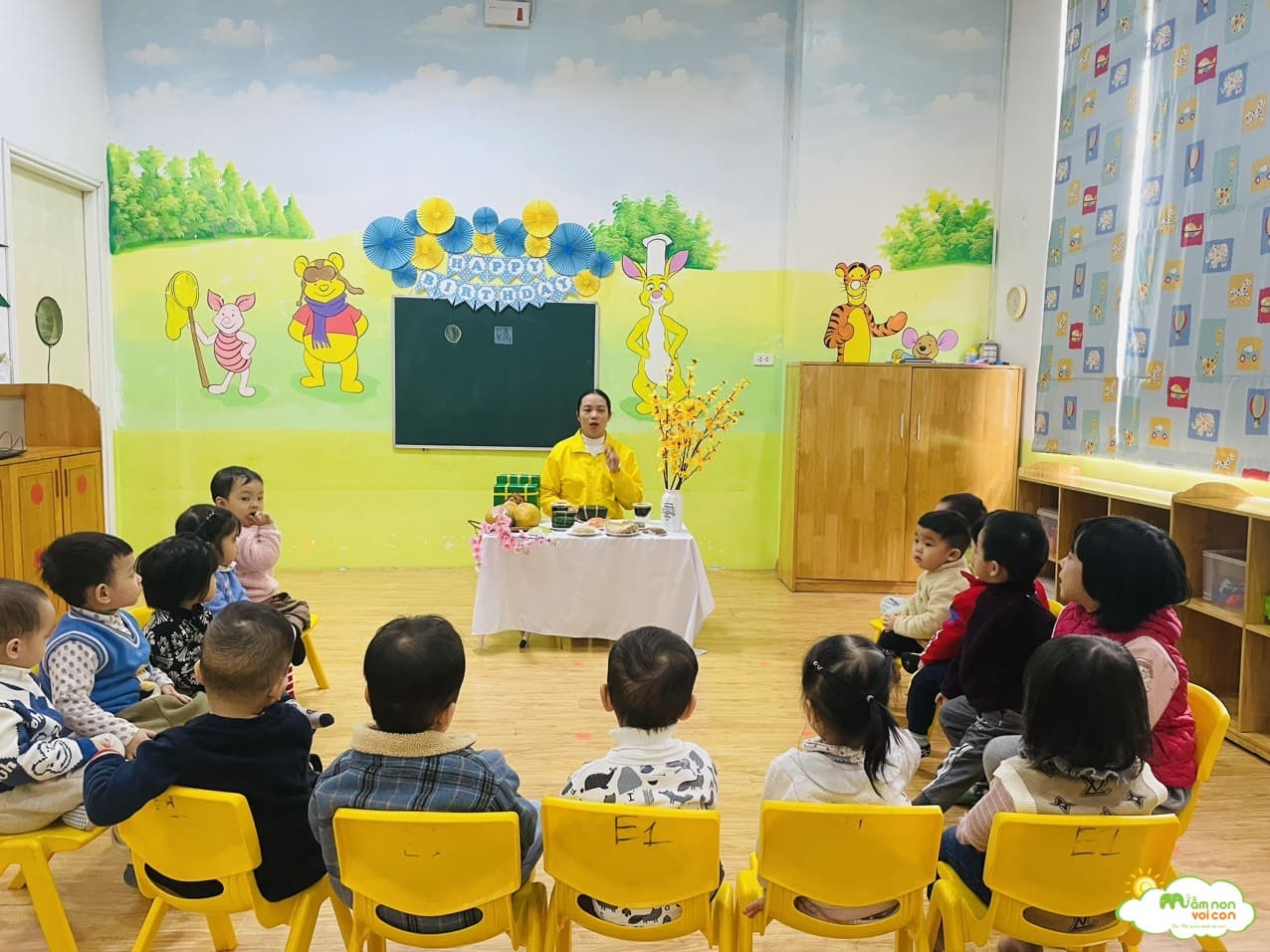 CÙNG TRÒ CHUYỆN VÀ KHÁM PHÁ CÁC MÓN ĂN NGÀY TẾT - TRƯỜNG MẦM NON VOI CON