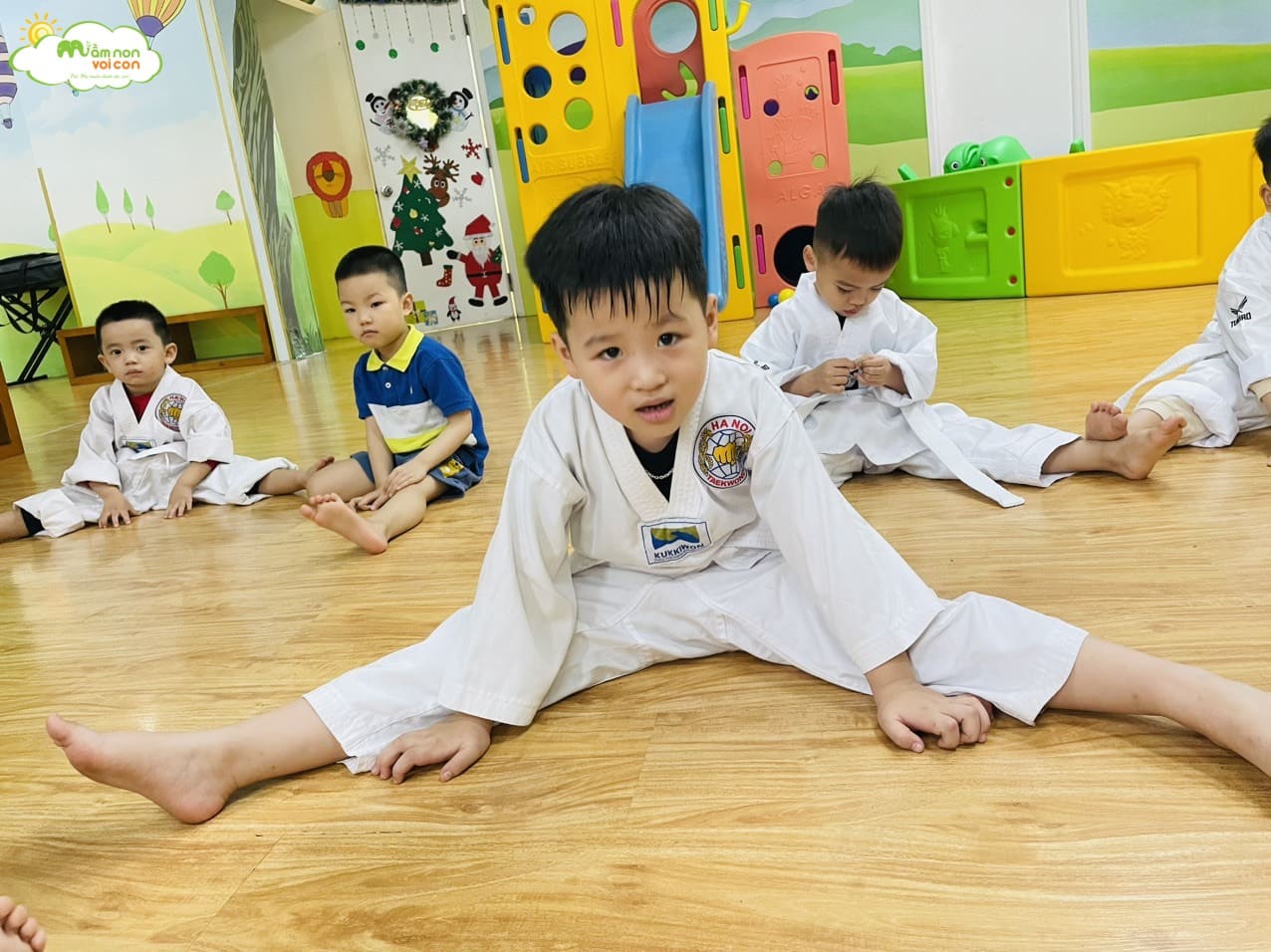 CÂU LẠC BỘ VÕ - TRƯỜNG MẦM NON VOI CON