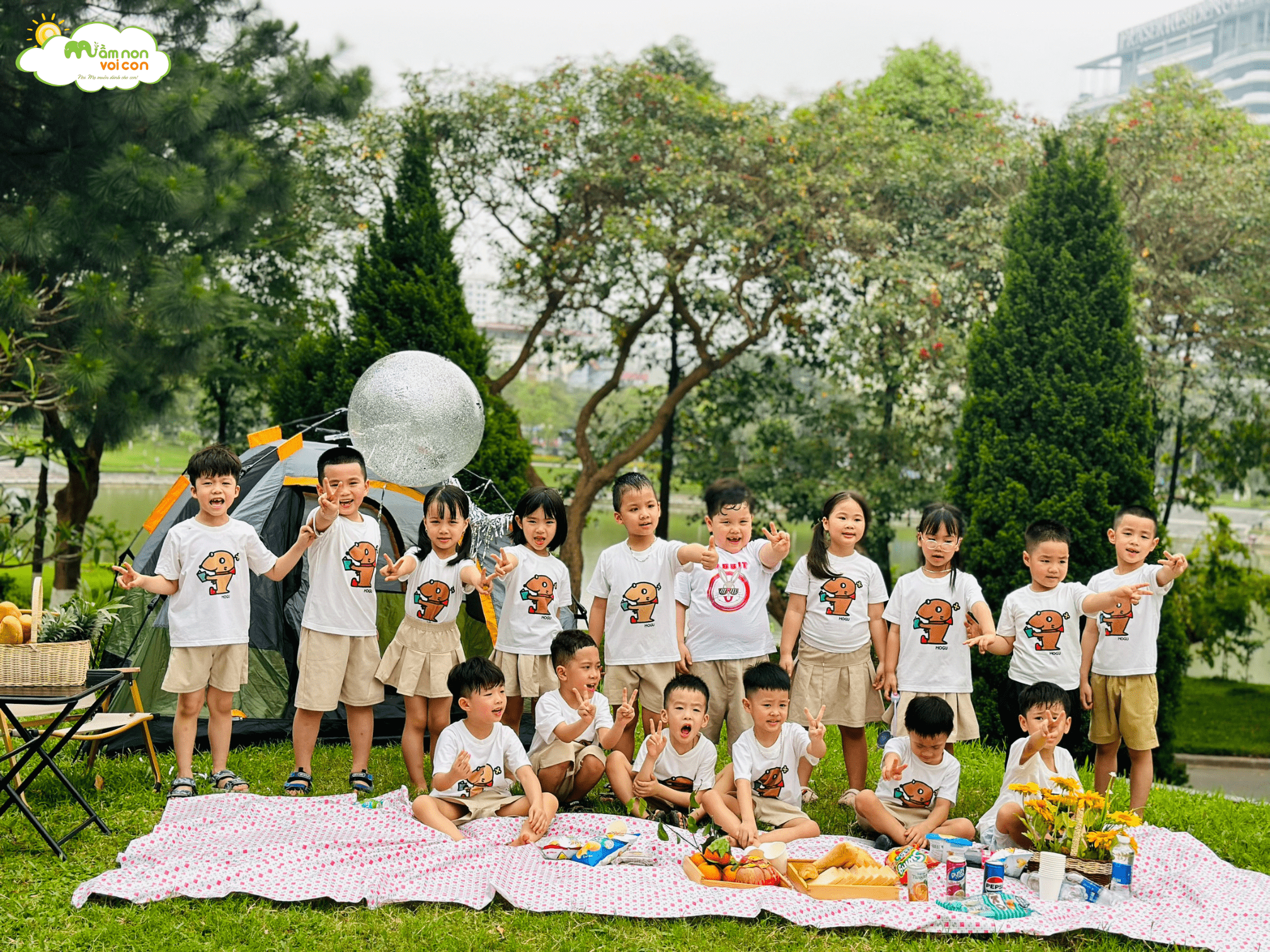 KỶ YẾU CỦA CHÚNG CON! KỶ YẾU CỦA CHÚNG CON! - TRƯỜNG MẦM NON VOI CON