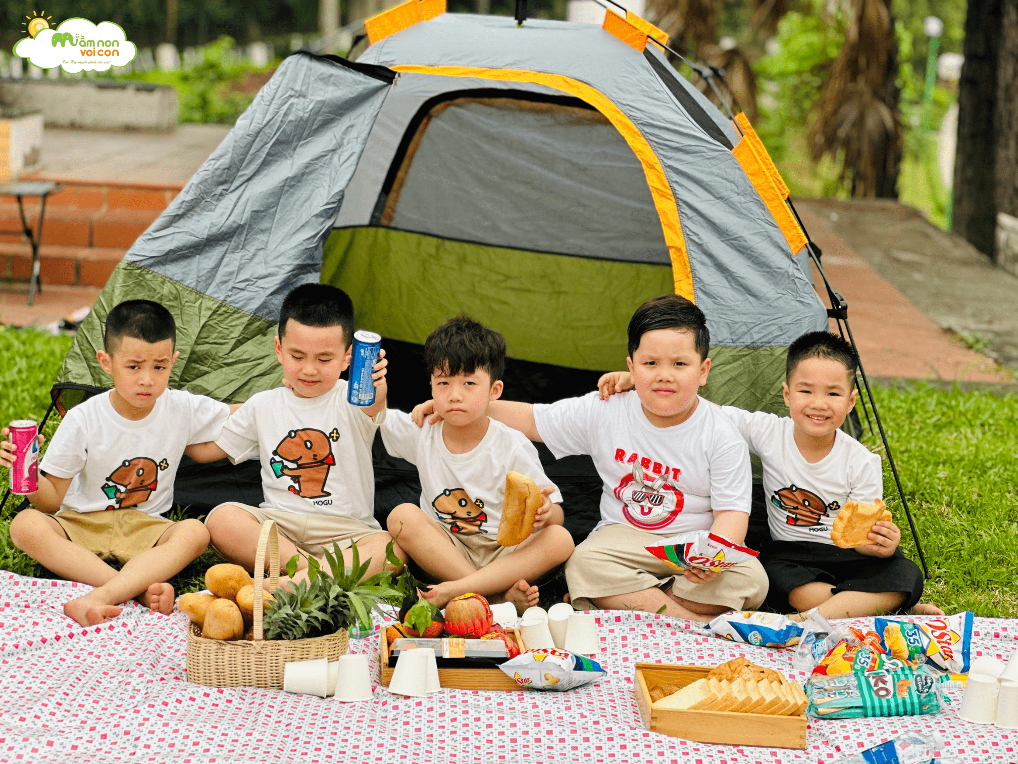 KỶ YẾU CỦA CHÚNG CON! KỶ YẾU CỦA CHÚNG CON! - TRƯỜNG MẦM NON VOI CON