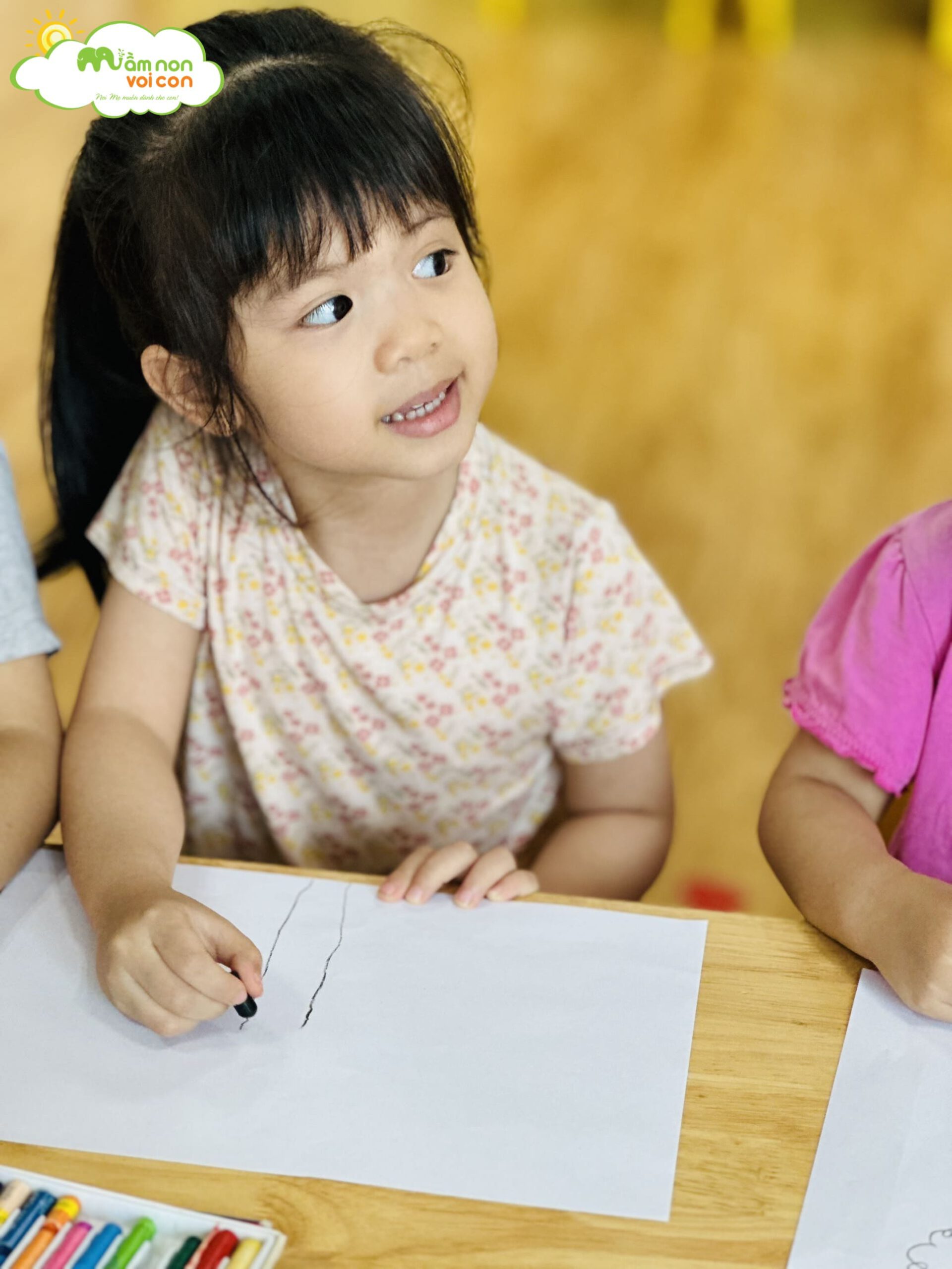 TÌM HIỂU VÀ VẼ CÂY XANH YÊU THÍCH - TRƯỜNG MẦM NON VOI CON