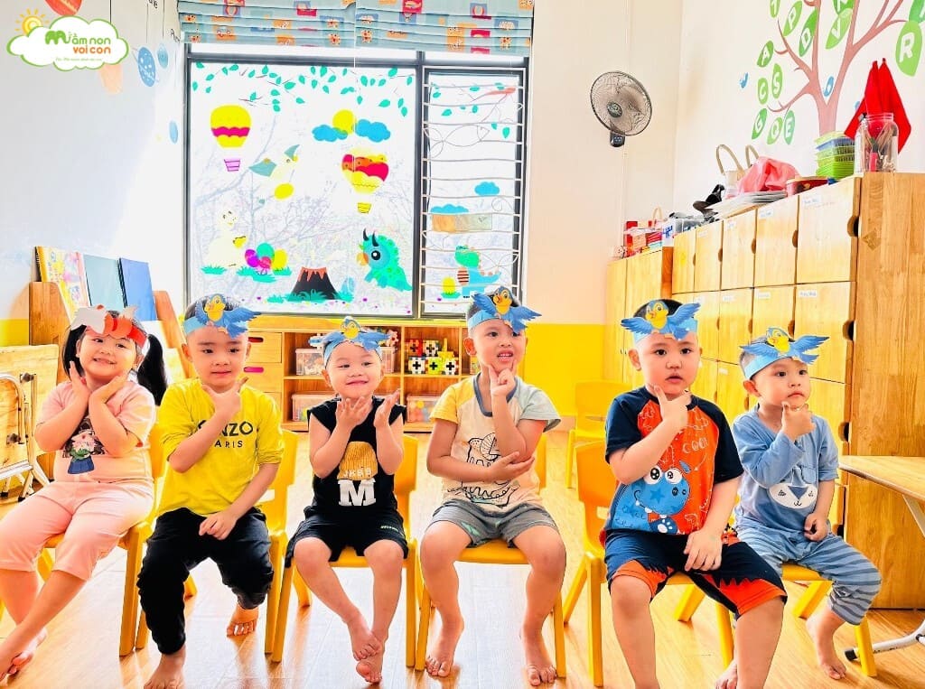 BIỂU DIỄN ÂM NHẠC - LỚP E5 - TRƯỜNG MẦM NON VOI CON