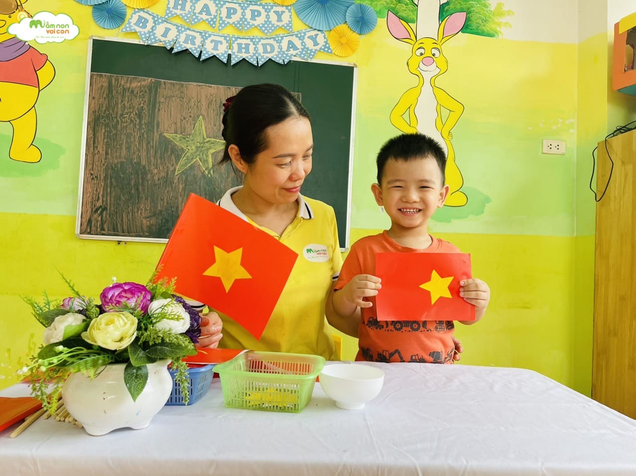 KỶ NIỆM 49 NĂM NGÀY GIẢI PHÓNG MIỀN NAM - TRƯỜNG MẦM NON VOI CON