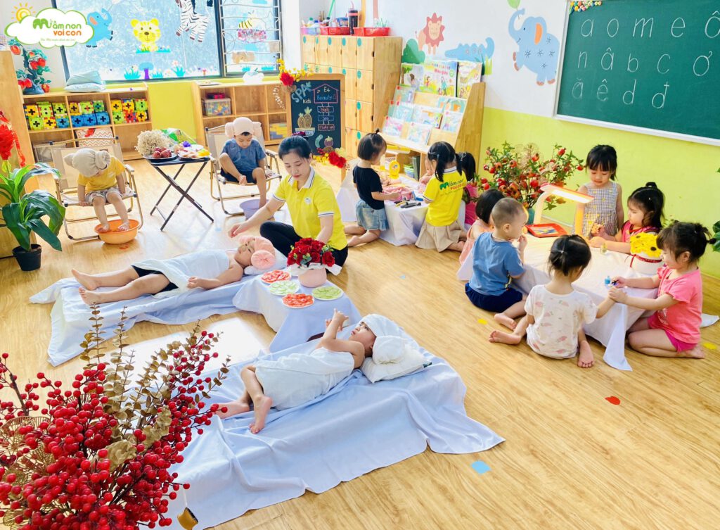 TRẢI NGHIỆM SPA KIDS - LỚP E4 - TRƯỜNG MẦM NON VOI CON