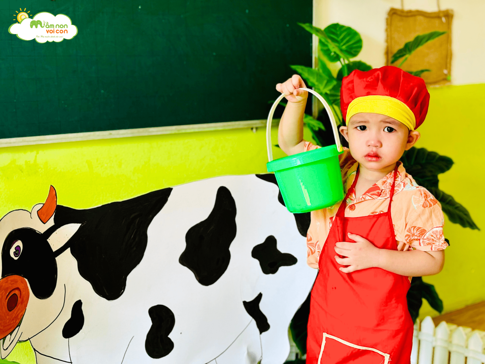 NÔNG TRANG “VOI CON” XINH ĐẸP - TRẢI NGHIỆM VẮT SỮA BÒ - TRƯỜNG MẦM NON VOI CON