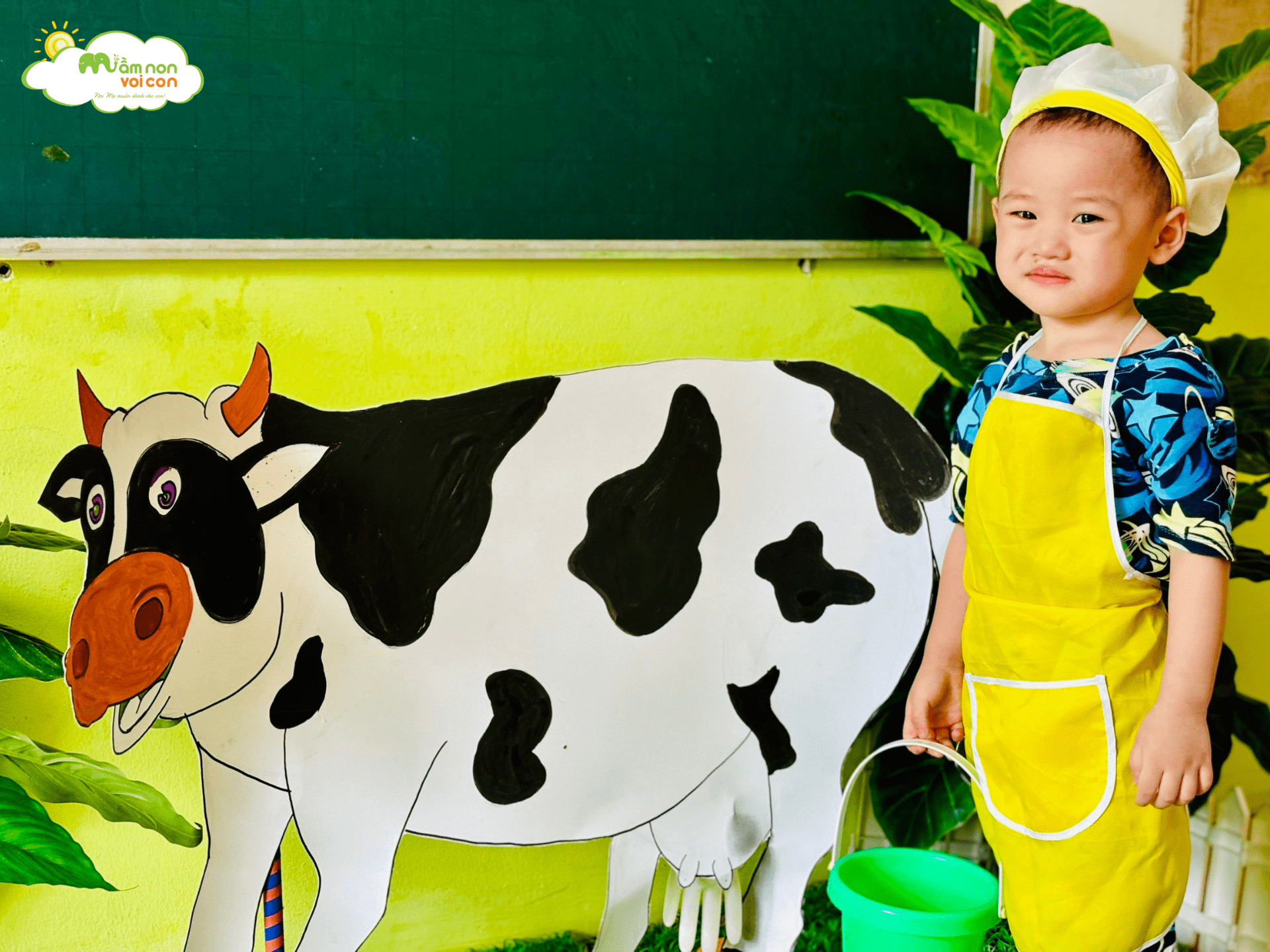 NÔNG TRANG “VOI CON” XINH ĐẸP - TRẢI NGHIỆM VẮT SỮA BÒ - TRƯỜNG MẦM NON VOI CON