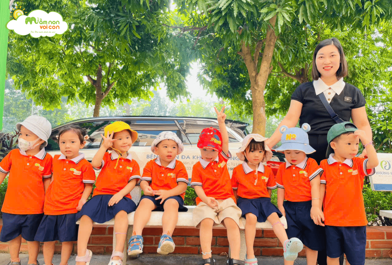 CHUYẾN THAM QUAN LÀNG GỐM BÁT TRÀNG – NHỮNG BÀN TAY NHỎ KHÉO LÉO VÀ SÁNG TẠO - TRƯỜNG MẦM NON VOI CON