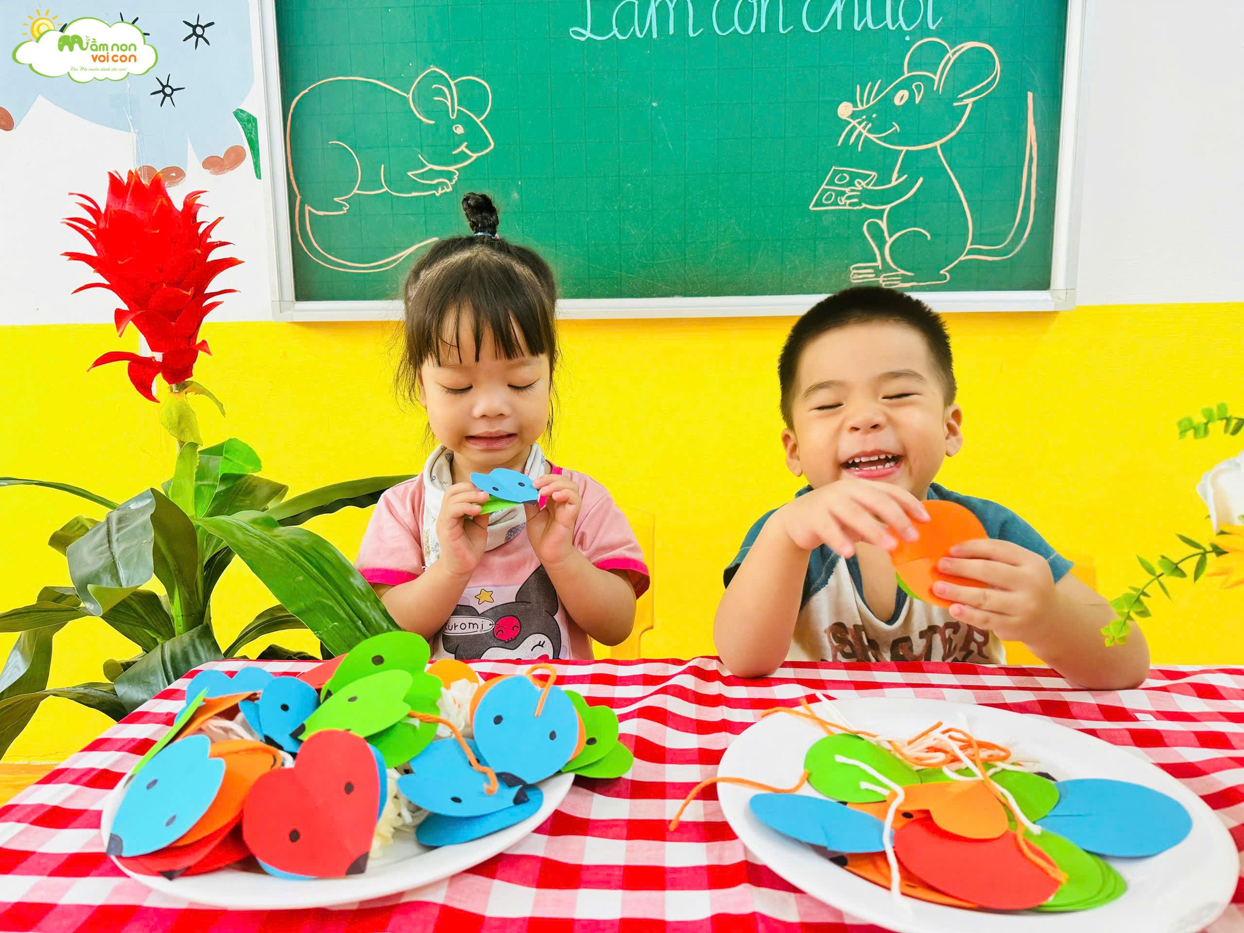 HOẠT ĐỘNG TẠO HÌNH: BÉ LÀM CON CHUỘT - TRƯỜNG MẦM NON VOI CON