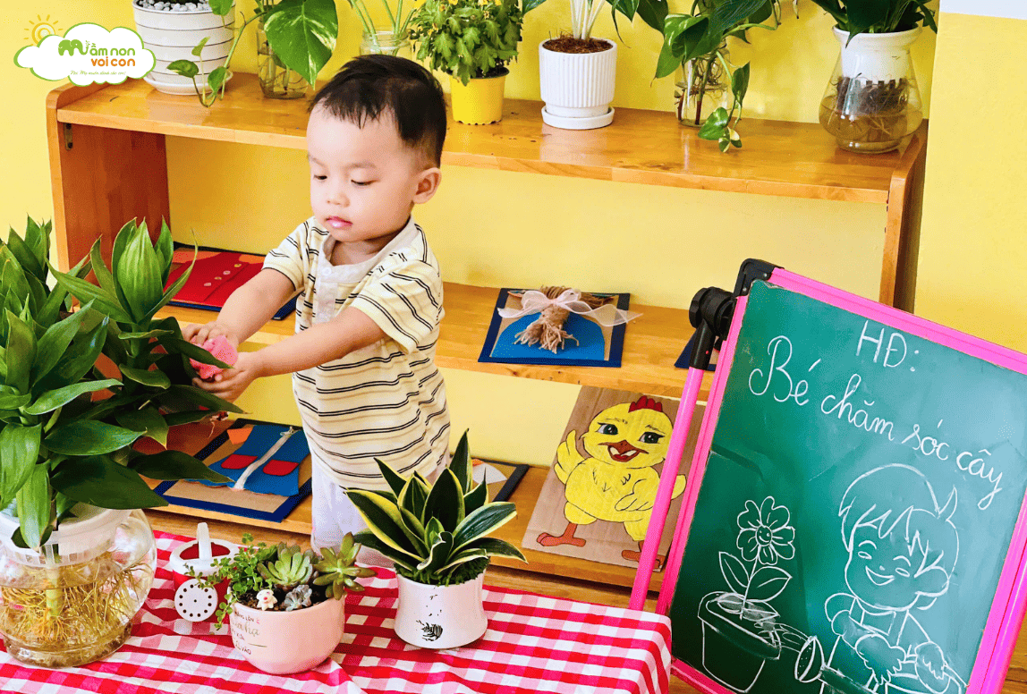 BÉ CHĂM SÓC CÂY XANH CHO KHÔNG KHÍ TRONG LÀNH - TRƯỜNG MẦM NON VOI CON